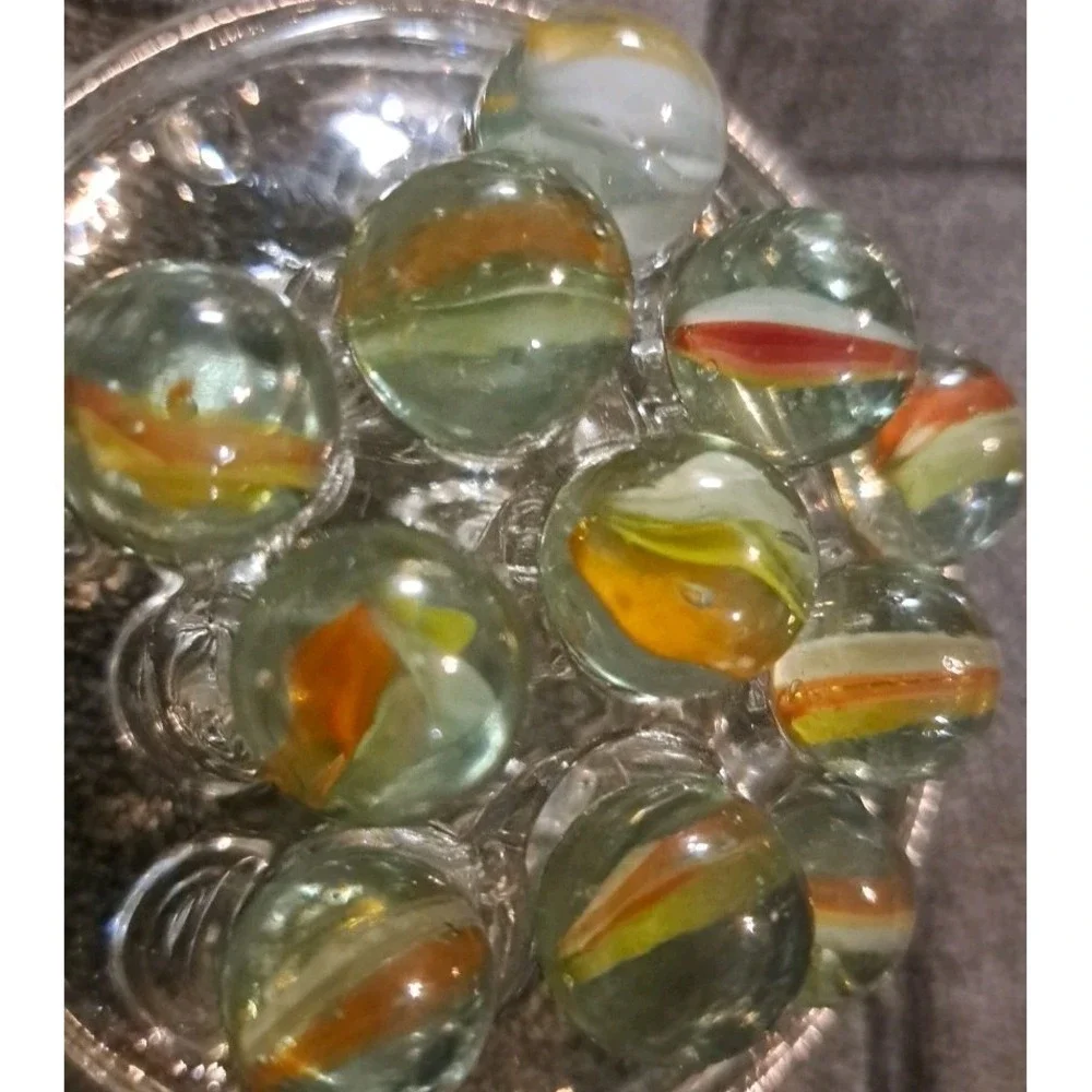 Lot Of 11 Estate Sale Marbles Cats Eyes
